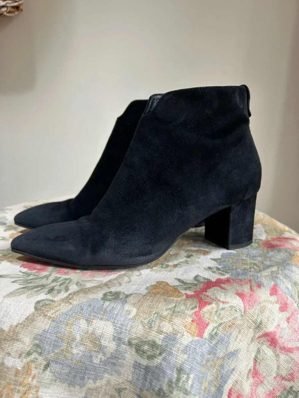 AGL ~ Handmade in Italy Black Suede Ankle Boots in EU size 38